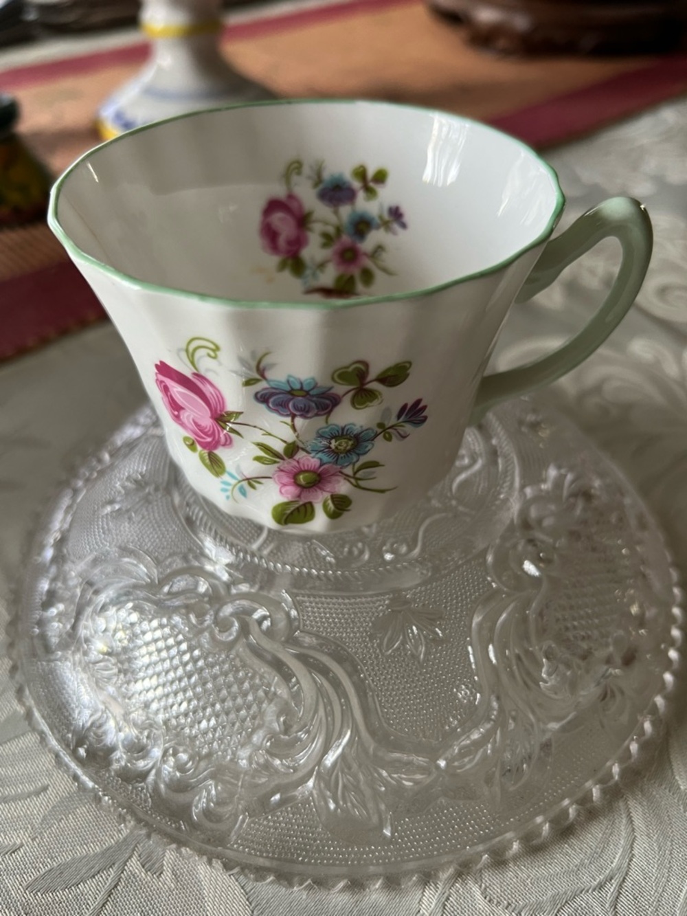 Vintage Floral Porcelain Teacup only, pastel green trim, by Staffordshire Eng. - Picture 4 of 6